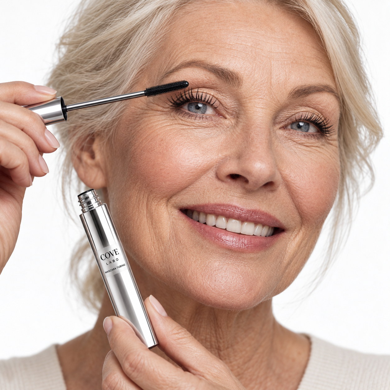 Mascara Tubing : Brosse Ultra-Fine, Cils Fins & Courts
